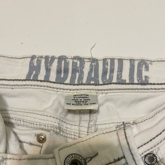10. ⭐️ Hydraulic cream capri jeans size 7/8 - Picture 3 of 5